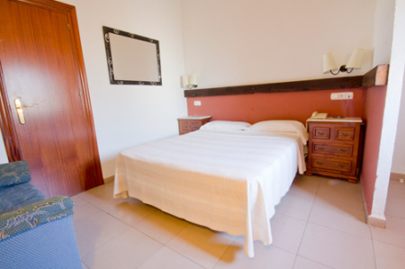 Hostal Nueva Andaluc a hostal-nueva-andaluc-a